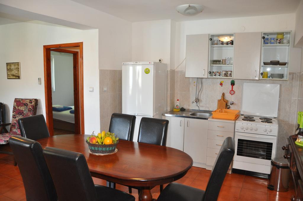 Apartmani Jasmina Kotor Eksteriør bilde