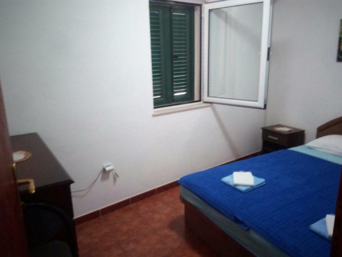 Apartmani Jasmina Kotor Eksteriør bilde