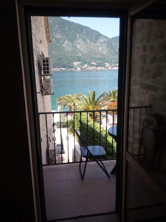 Apartmani Jasmina Kotor Eksteriør bilde